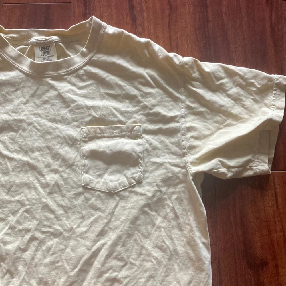 Comfort Colors Mens Yellow Tee with Pocket Short Sleeve T Shirt - Picture 1 of 7